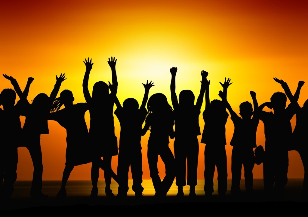 children_silhouette-1024x724